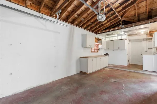 $2,300 | 1600 Sherwood Street, Clearwater, FL 33755