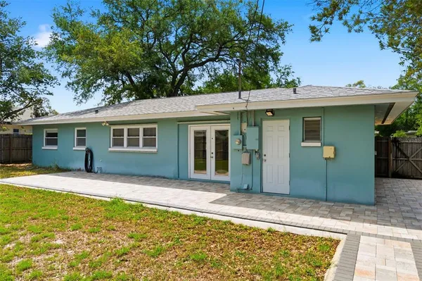 $2,300 | 1600 Sherwood Street, Clearwater, FL 33755