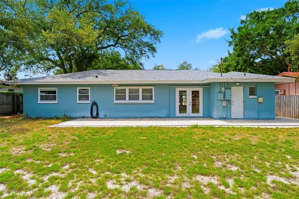 $2,300 | 1600 Sherwood Street, Clearwater, FL 33755