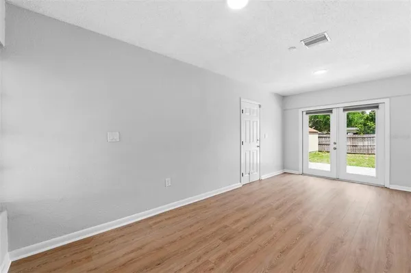 $2,300 | 1600 Sherwood Street, Clearwater, FL 33755