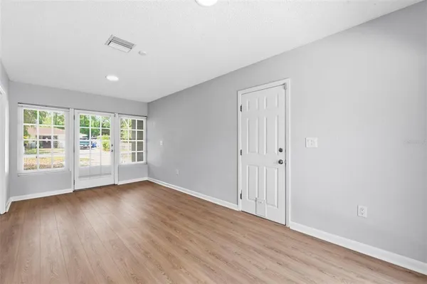 $2,300 | 1600 Sherwood Street, Clearwater, FL 33755