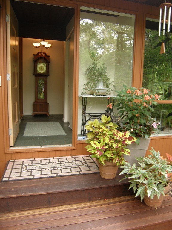 531 Edmands Road Framingham, MA 01701 - Photo 3 of 22