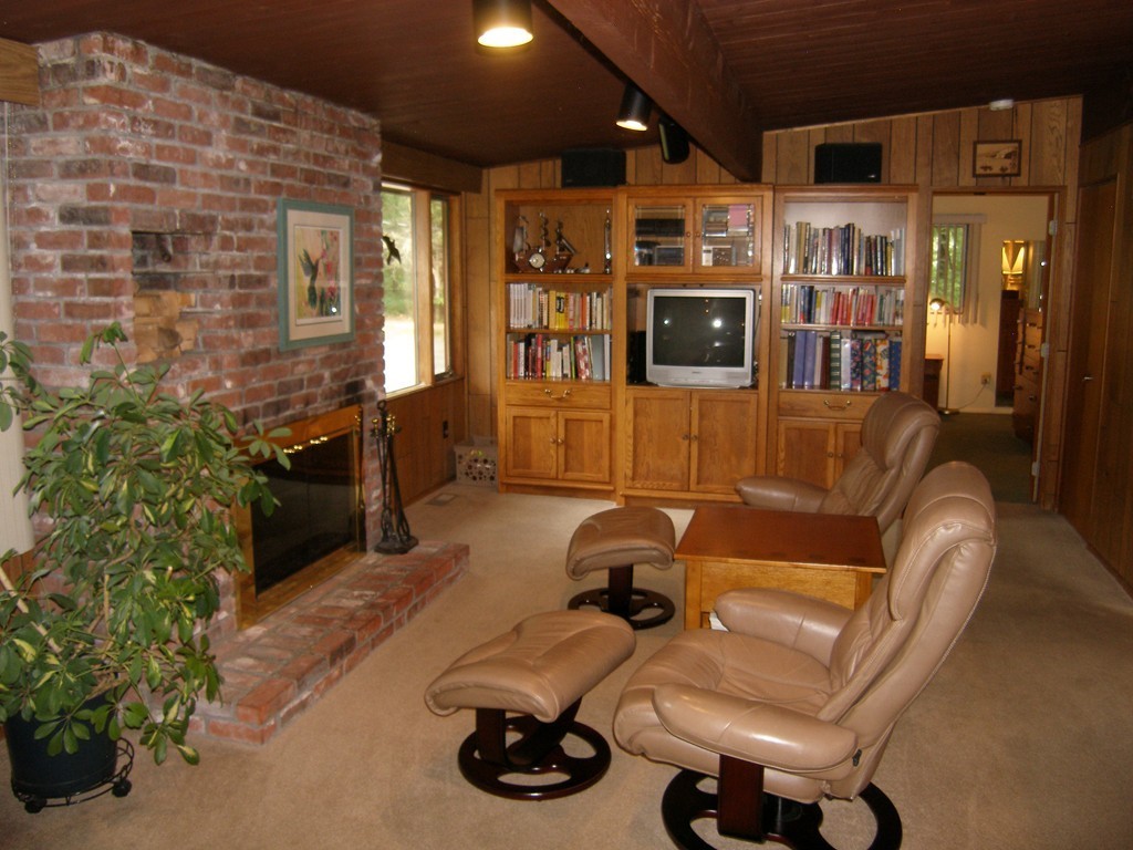 531 Edmands Road Framingham, MA 01701 - Photo 10 of 22