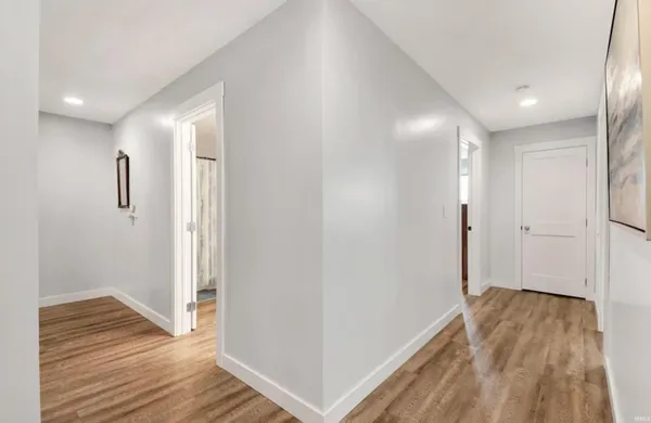 $4,250 | 9821 North Marine Key Drive, Syracuse, IN 46567