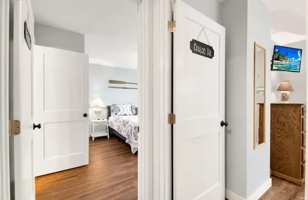 $4,250 | 9821 North Marine Key Drive, Syracuse, IN 46567