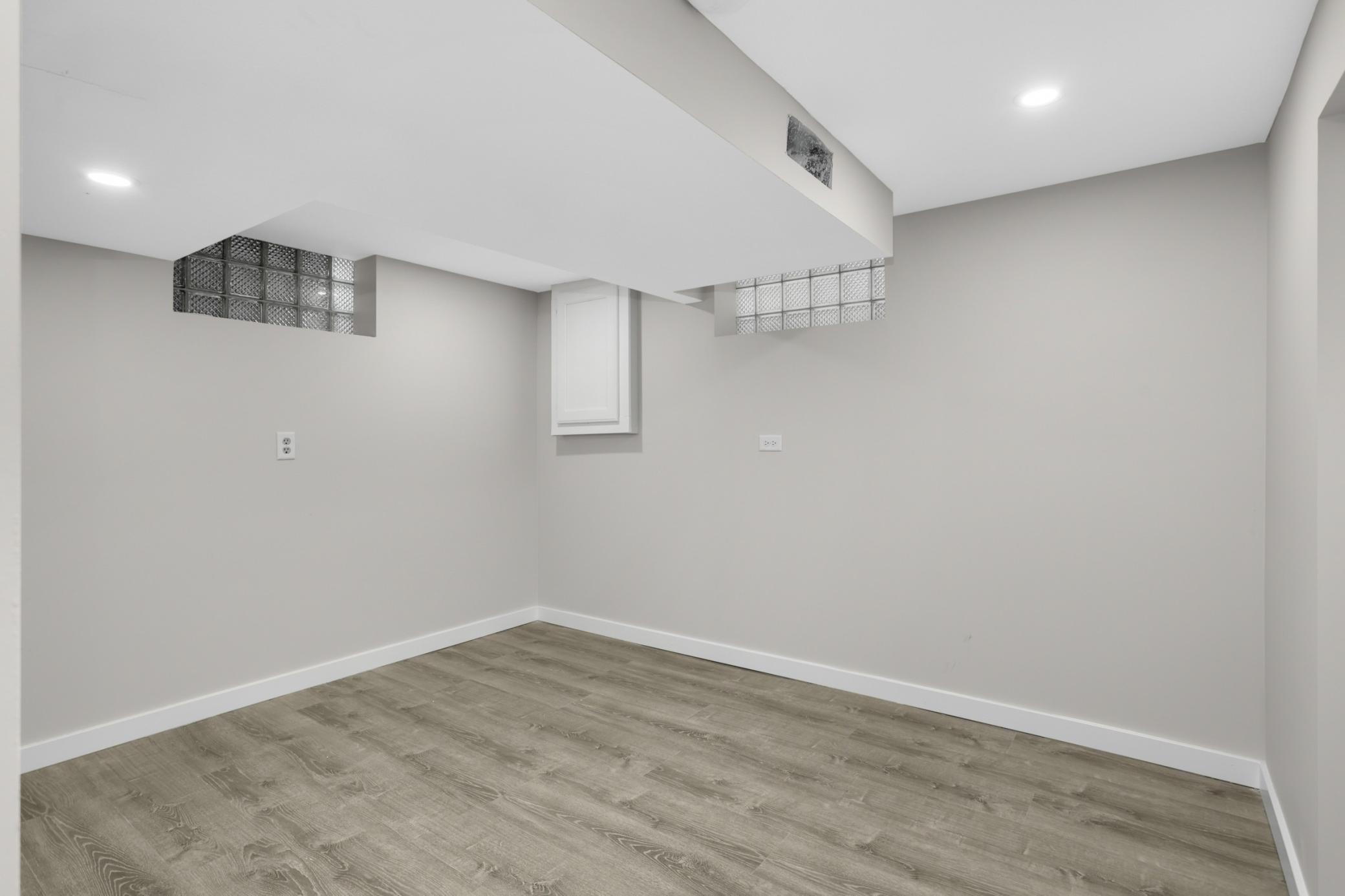 3744 Perry Avenue North Robbinsdale, MN 55422 - Photo 19 of 54