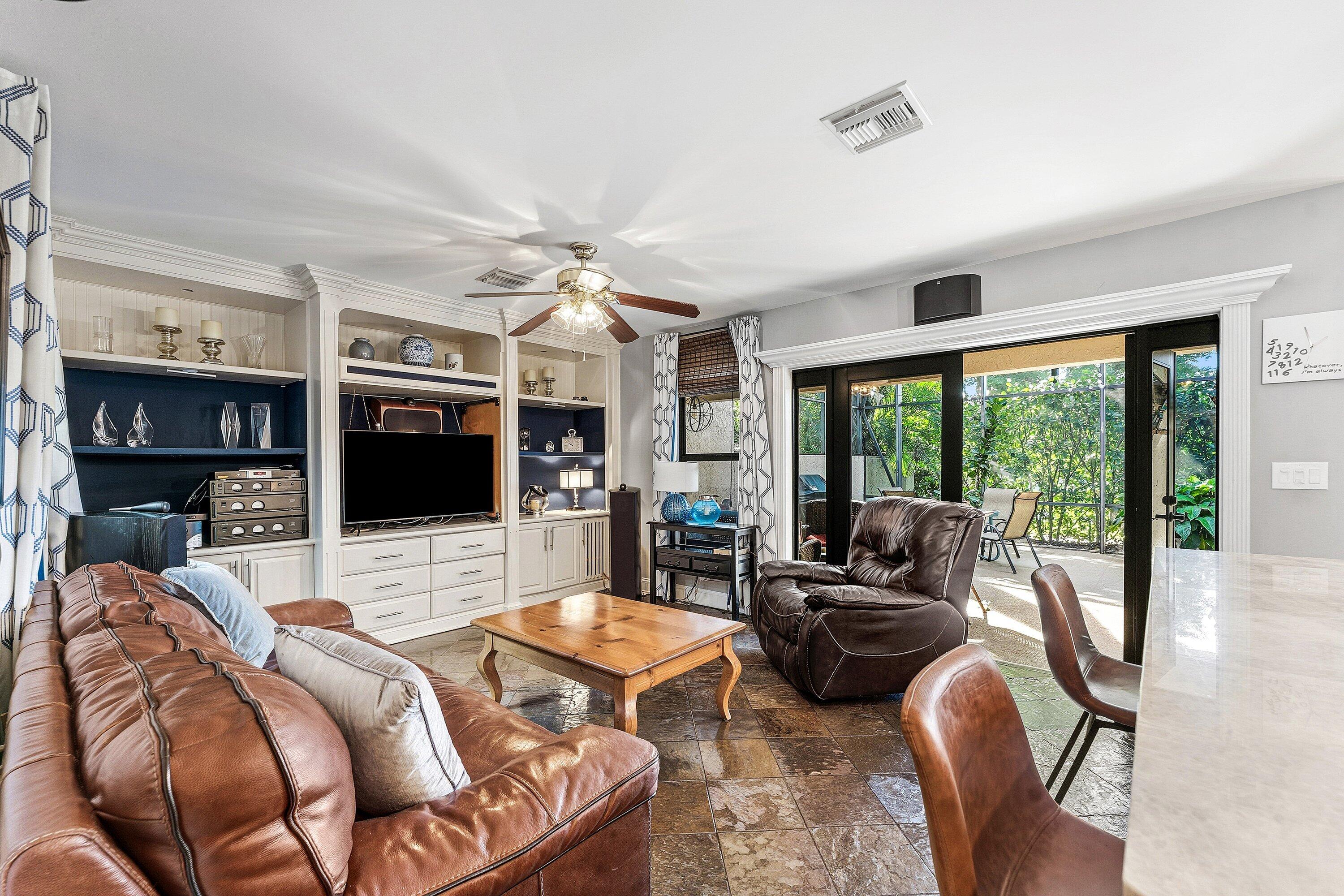 10664 San Bernardino Way Boca Raton, FL 33428 - Photo 11 of 41 013-10664SanBernardinoWay-BocaRaton-FL-3