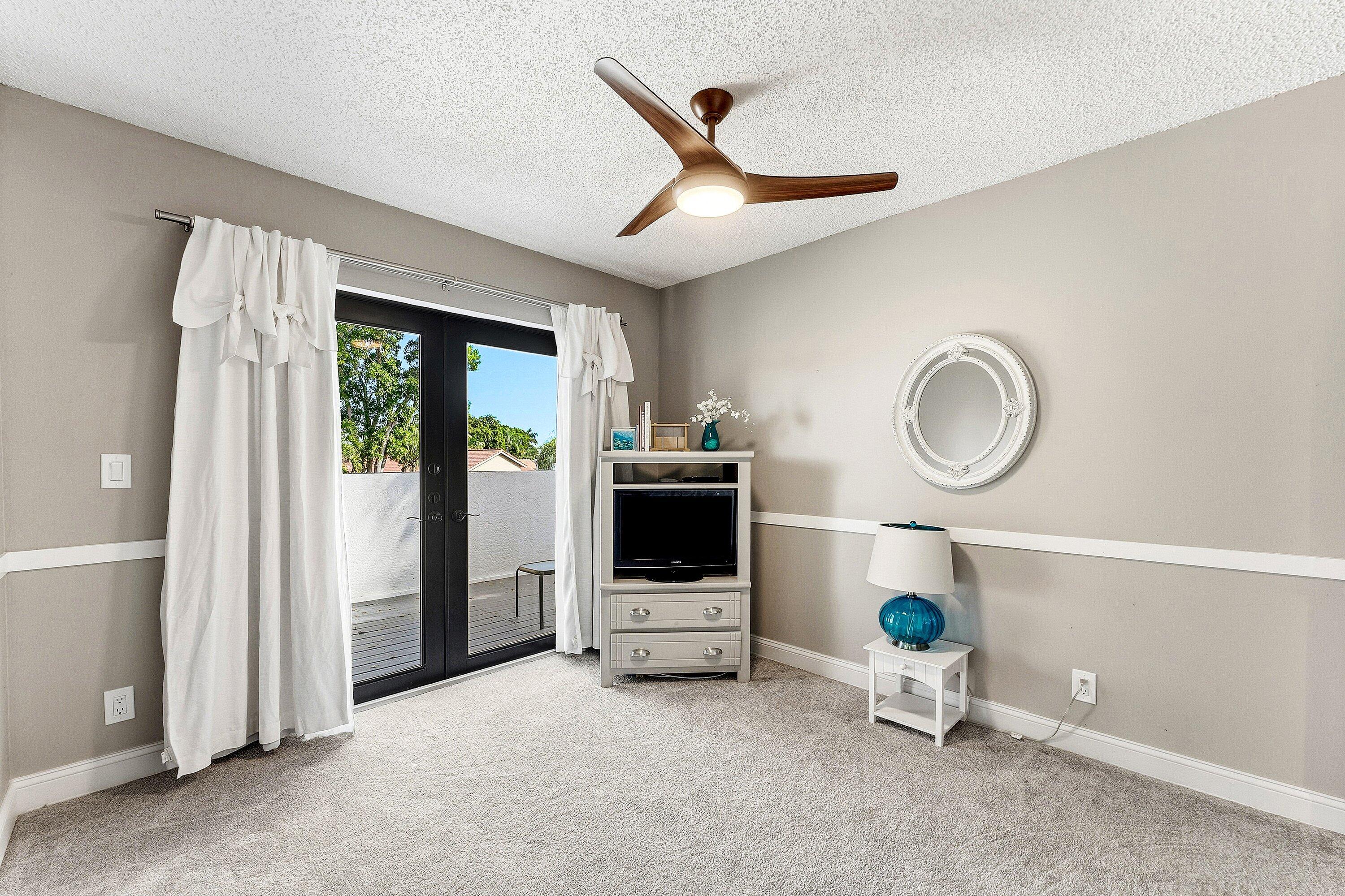 10664 San Bernardino Way Boca Raton, FL 33428 - Photo 17 of 41 022-10664SanBernardinoWay-BocaRaton-FL-3