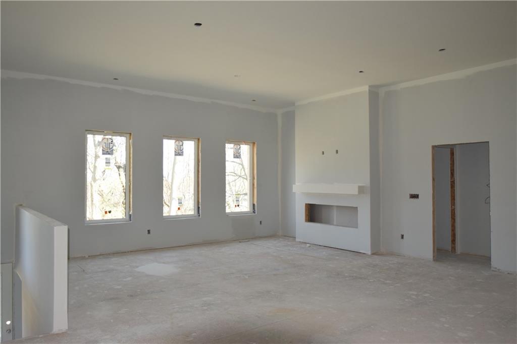 1703 Southwest Locust Street Oak Grove, MO 64075 - Photo 11 of 13