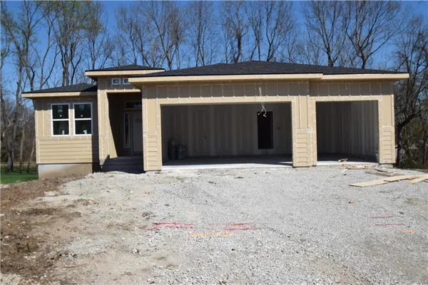 $549,000 | 1703 Southwest Locust Street, Oak Grove, MO 64075