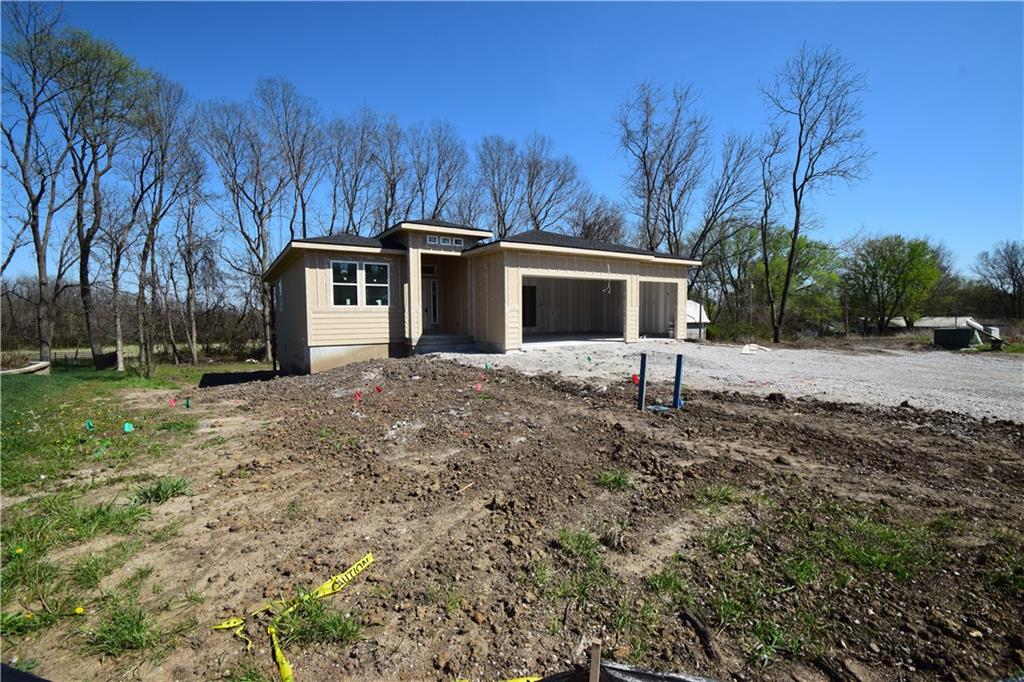 1703 Southwest Locust Street Oak Grove, MO 64075 - Photo 9 of 16