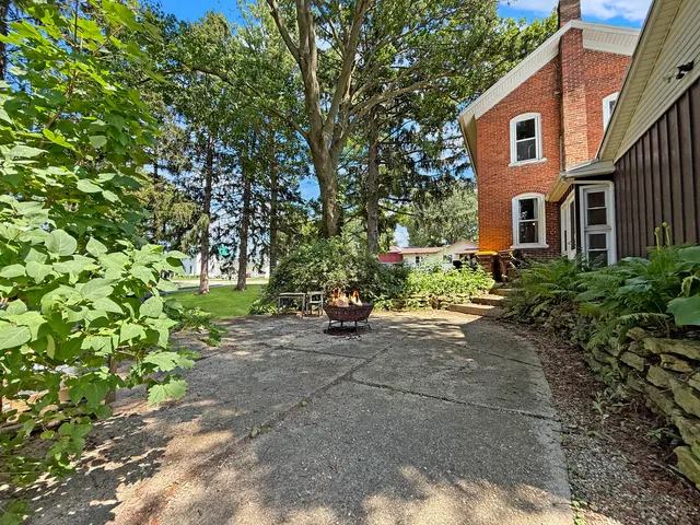 $170,000 | 104 South Johnson Street, Orangeville, IL 61060