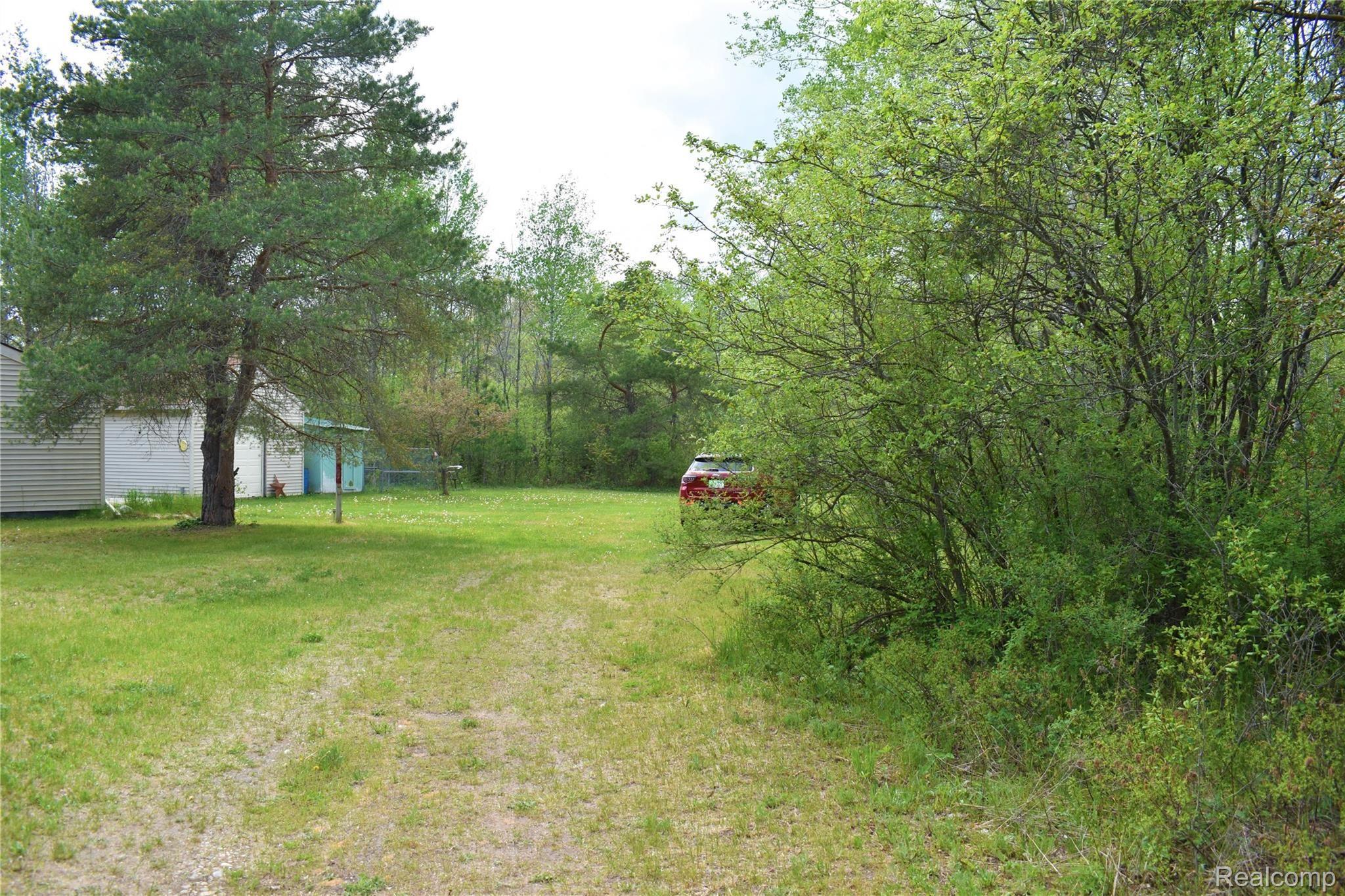 8585 Evans Road Atlanta, MI 49709 - Photo 18 of 22 18 DSC_0204.JPG
