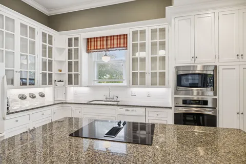 $2,950,000 | 215 4th Avenue South, Franklin, TN 37064