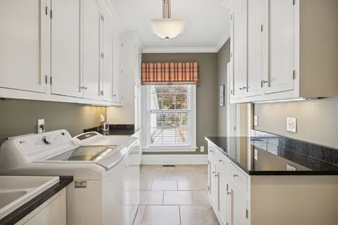 $2,950,000 | 215 4th Avenue South, Franklin, TN 37064