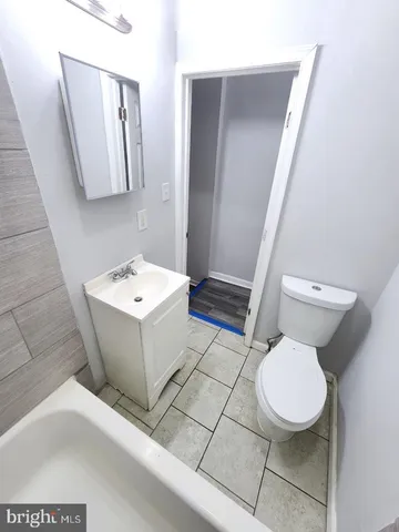 $945 | 2307 East Clearfield Street, Philadelphia, PA 19134