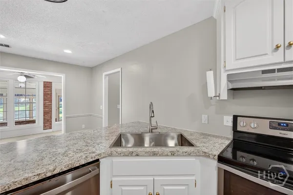 $415,000 | 1102 Cherokee Court, Statesboro, GA 30458