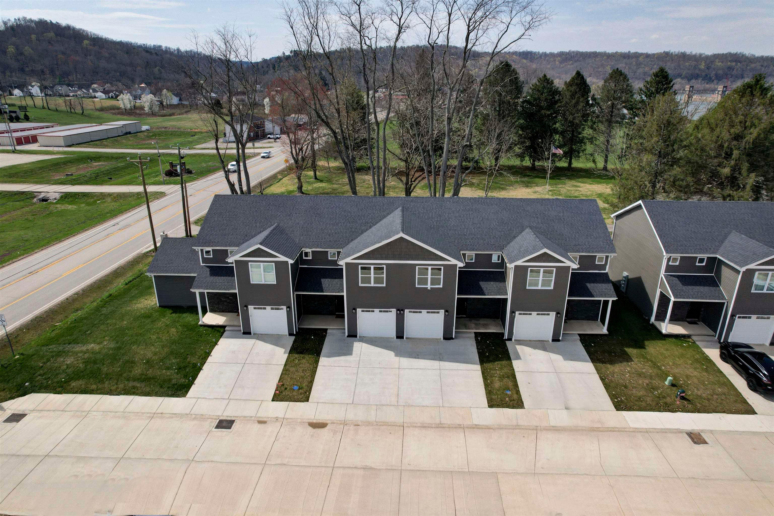 33 Jordon Drive Winfield, WV 25213 - Photo 4 of 32 Gallery Image 4