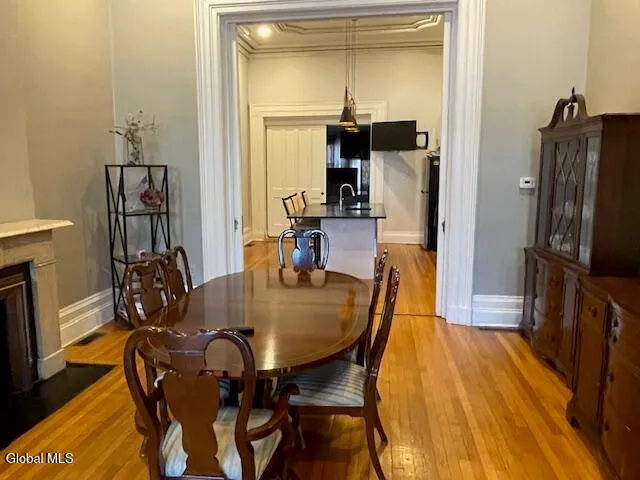 $649,900 | 166 Washington Avenue, Albany, NY 12210