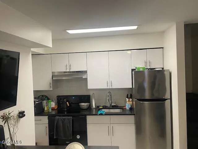 $649,900 | 166 Washington Avenue, Albany, NY 12210