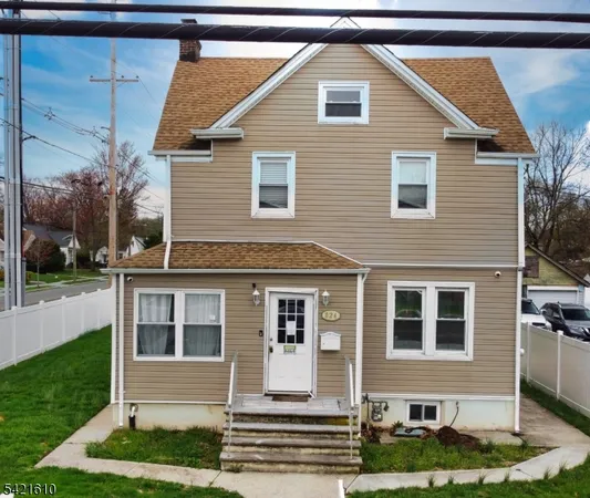 $470,000 | 824 Chestnut Street, Roselle, NJ 07203