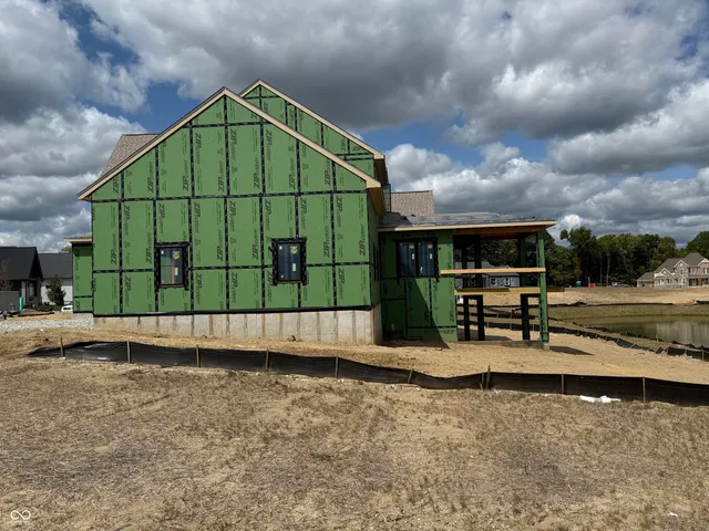 $1,950,000 | 1424 Chatham Rdg Court, Westfield, IN 46074