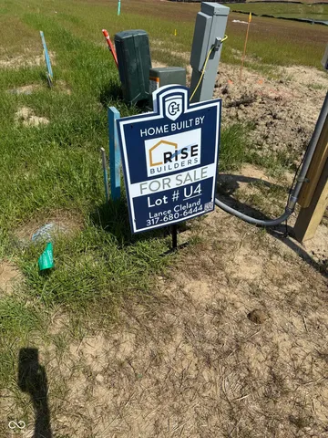 $1,950,000 | 1424 Chatham Rdg Court, Westfield, IN 46074