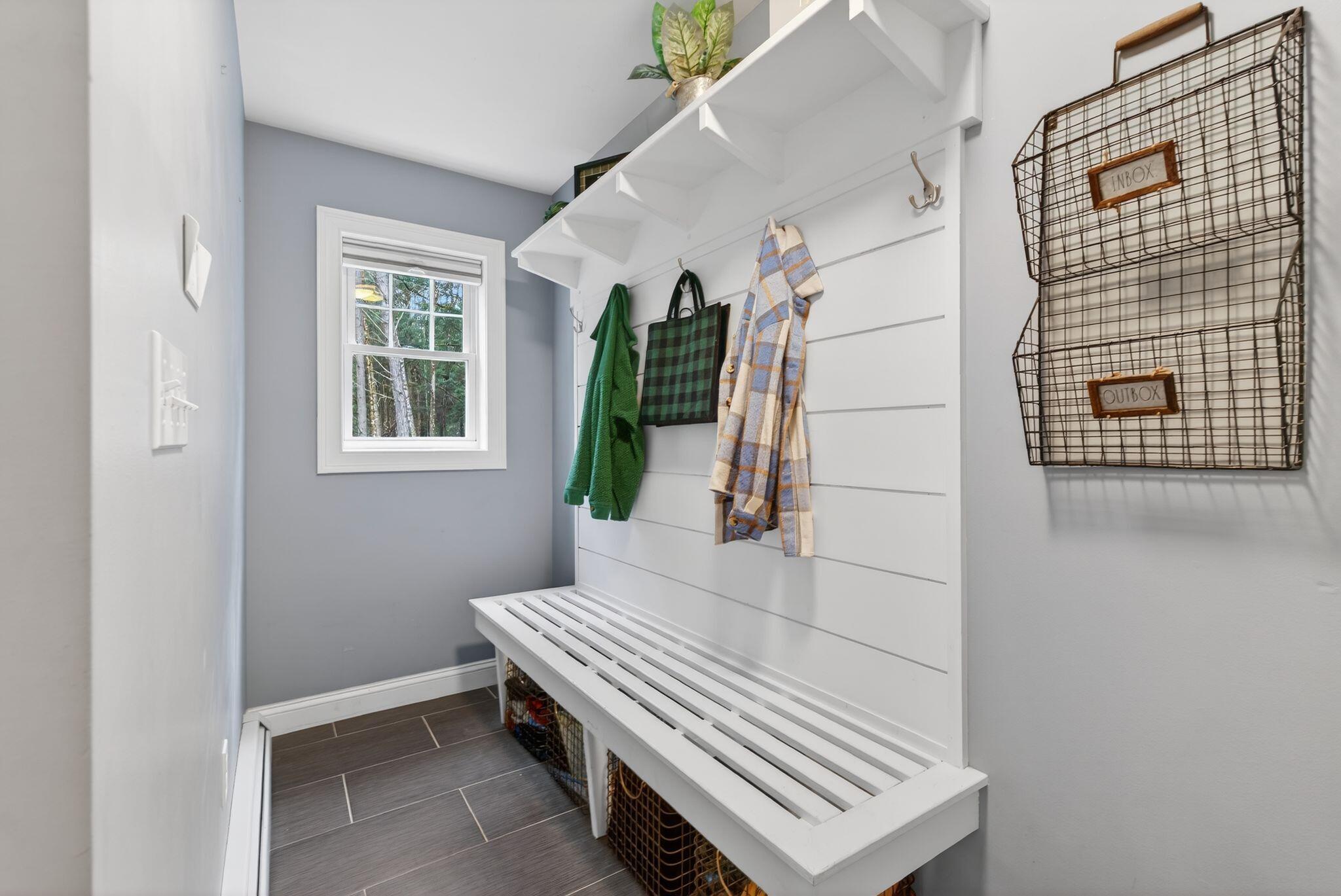 10 Newfield Road Freeport, ME 04032 - Photo 4 of 49 36_DSC02722