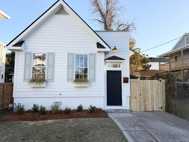 $875,000 | 405 Sumter Street, Charleston, SC 29403