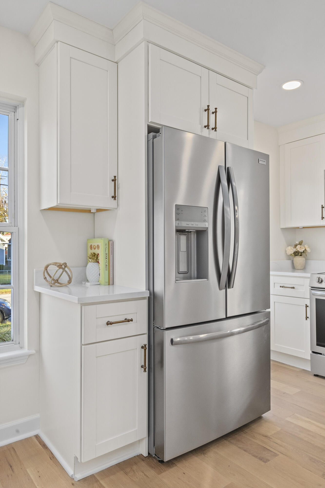 405 Sumter Street Charleston, SC 29403 - Photo 15 of 43 405SumterSt-CasaVerdeMediaLLC11