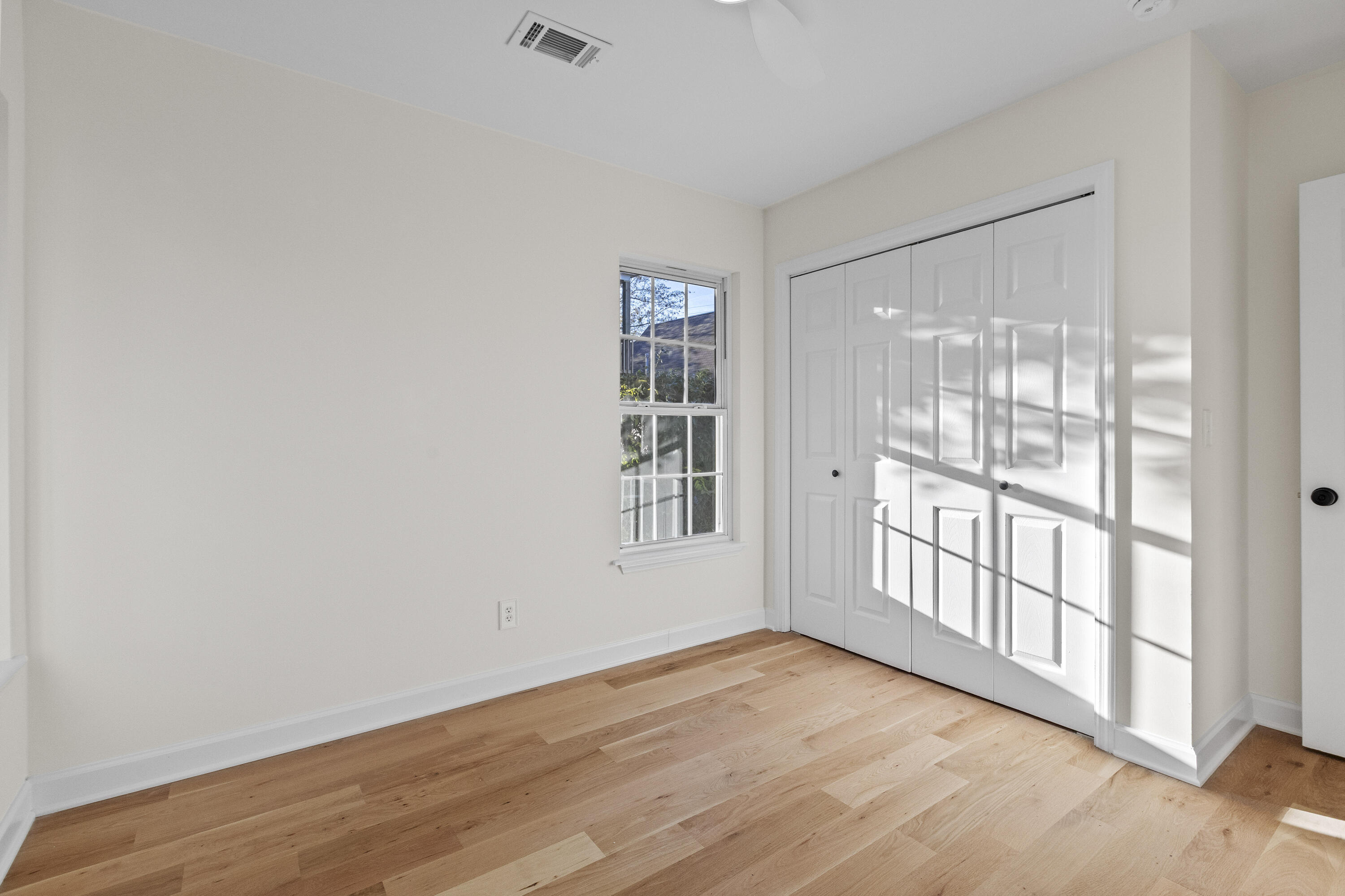 405 Sumter Street Charleston, SC 29403 - Photo 27 of 43 405SumterSt-CasaVerdeMediaLLC30