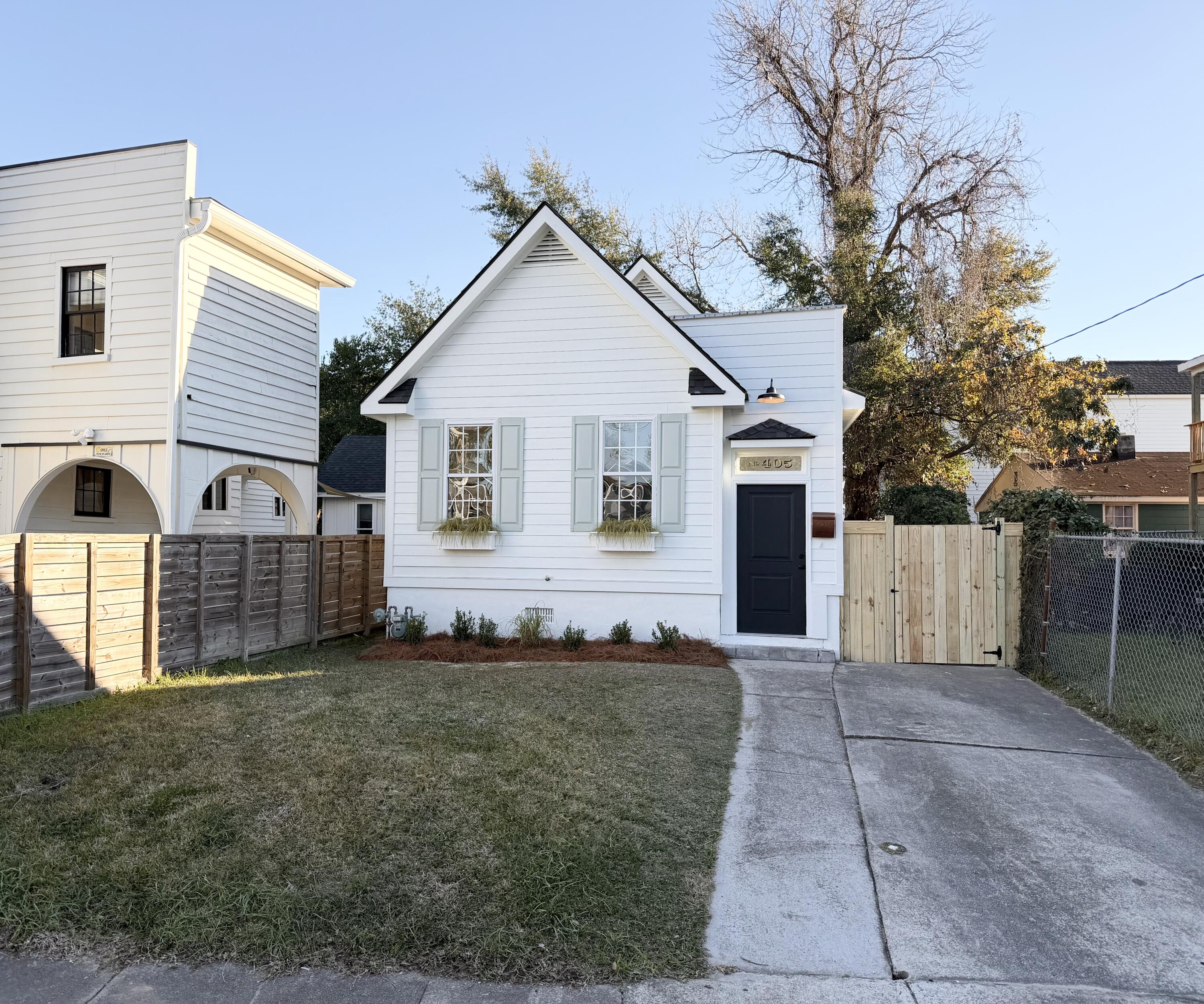 405 Sumter Street Charleston, SC 29403 - Photo 36 of 43 IMG_8865