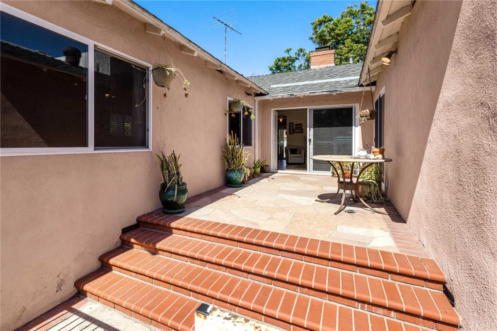 3381 Colbert Avenue Mar Vista, CA 90066 - Photo 23 of 23 a view of a house with backyard