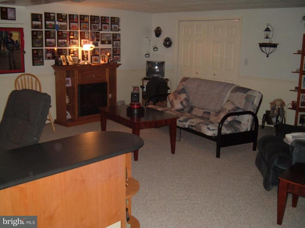 145 East Maple Grove Road, Unit 10 Narvon, PA 17555 - Photo 5 of 18 Gallery Image 5