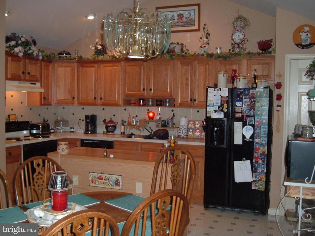 145 East Maple Grove Road, Unit 10 Narvon, PA 17555 - Photo 8 of 18 Gallery Image 8