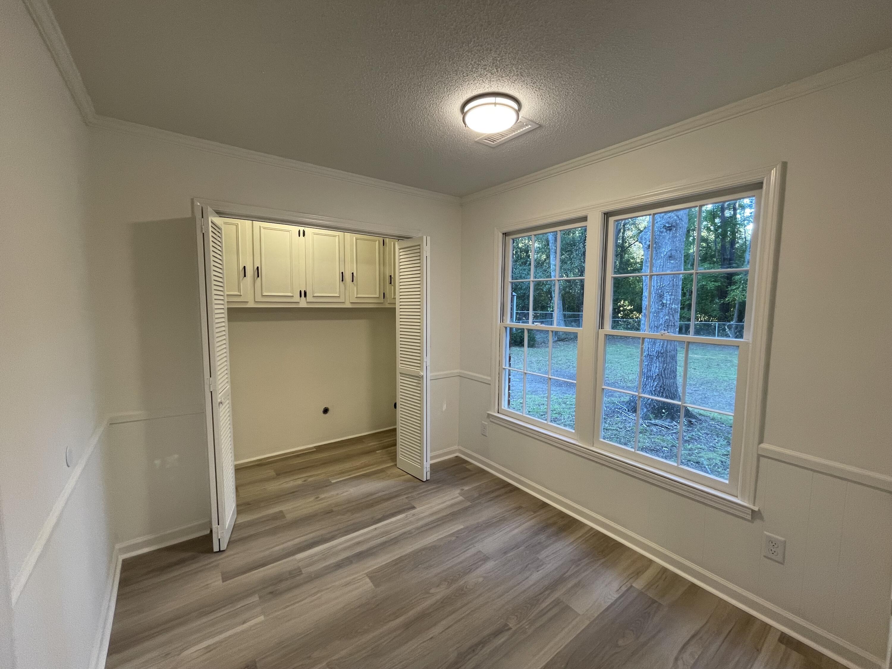 1004 Dover Circle Sumter, SC 29154 - Photo 5 of 16 Gallery Image 5