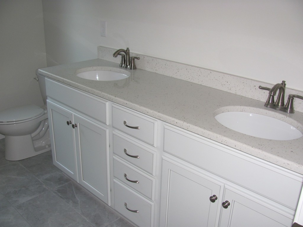 9 Harbor Trace Road Townsend, MA 01469 - Photo 8 of 22