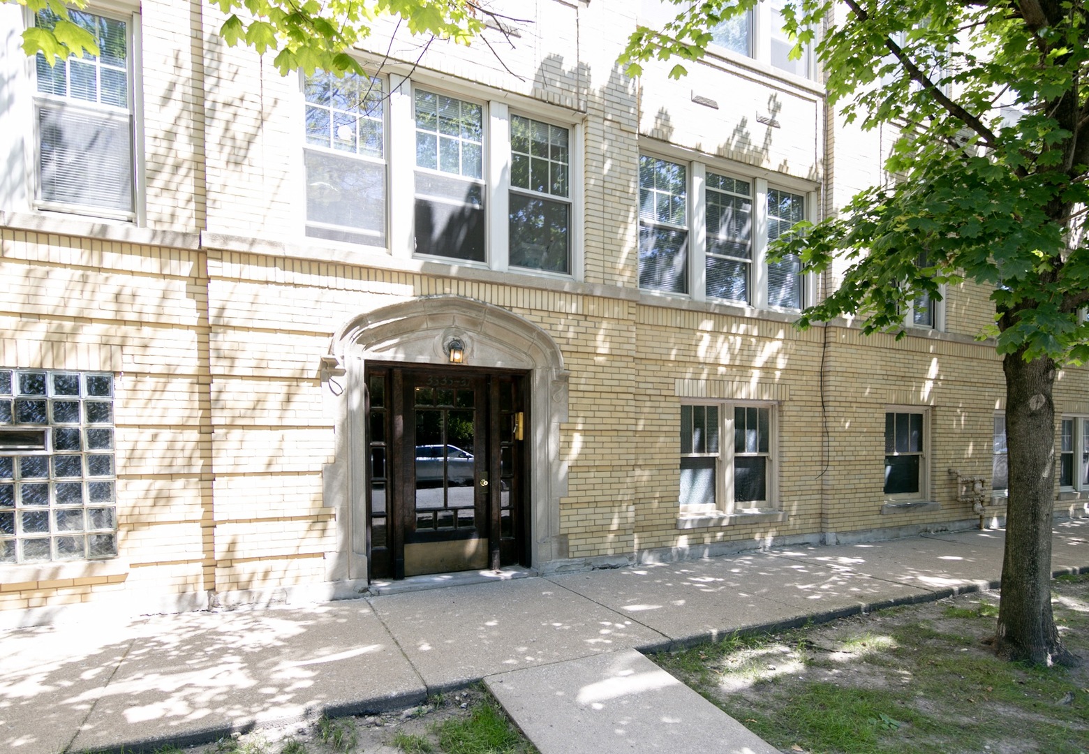 3535 North Troy Street, Unit 1, Chicago, IL 60618 Compass