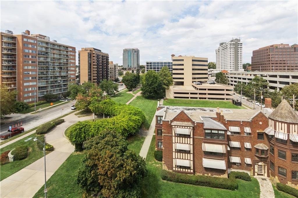 807 West 48th Street, Unit 701 Kansas City, MO 64112 - Photo 17 of 18