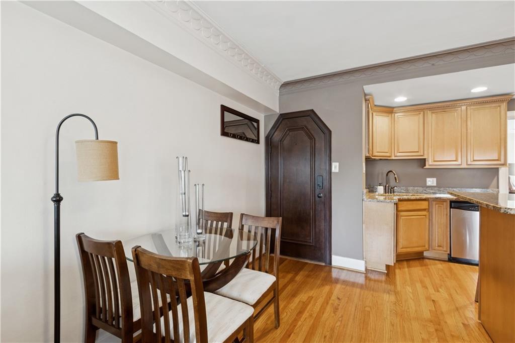 807 West 48th Street, Unit 701 Kansas City, MO 64112 - Photo 8 of 18