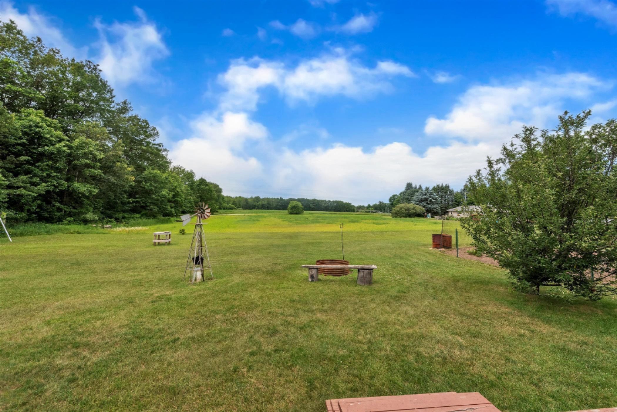 3070 South Tow Road Sheridan, MI 48884 - Photo 26 of 29 28-3070 Tow Rd-WindowStill-Real-Est