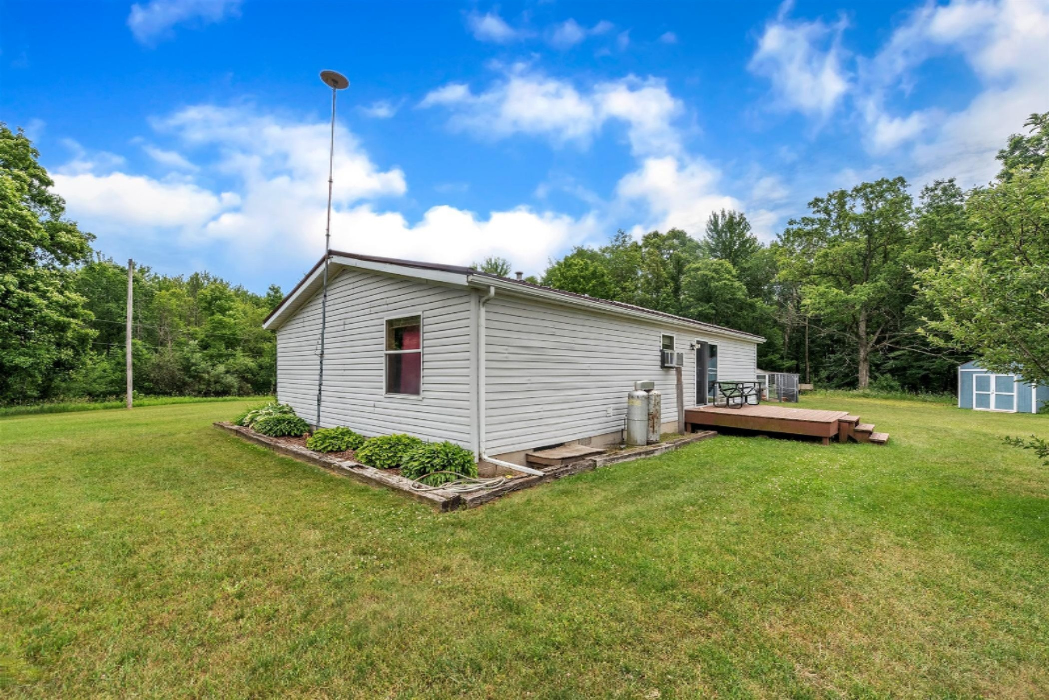 3070 South Tow Road Sheridan, MI 48884 - Photo 3 of 29 02-3070 Tow Rd-WindowStill-Real-Est