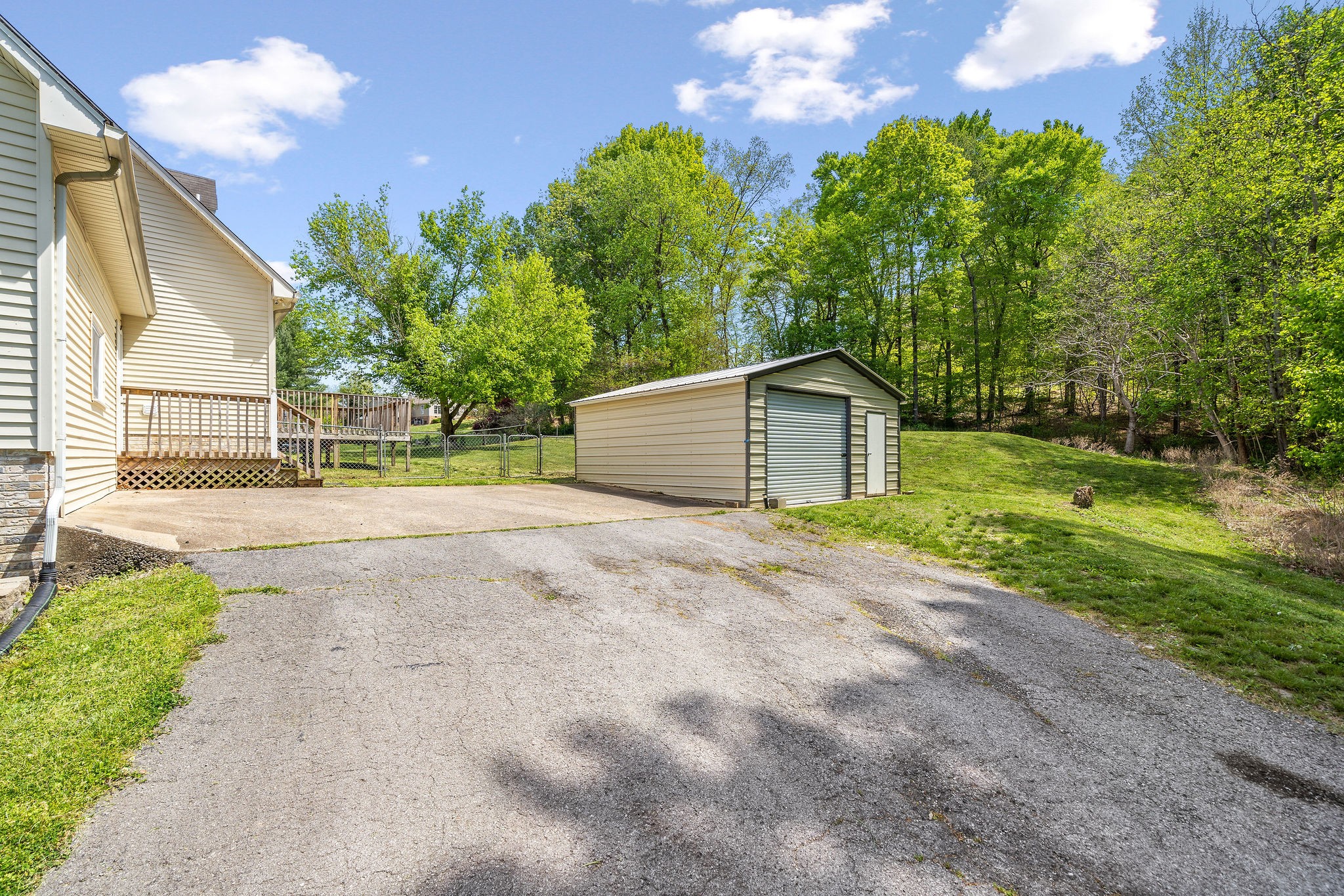 3006 Nicole Road Clarksville, TN 37040 - Photo 28 of 33 Gallery Image 28