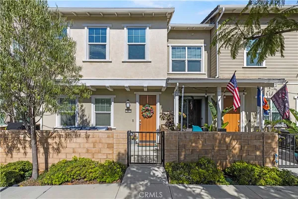 $665,000 | 22838 Concord Drive, Unit 80, Saugus, CA 91350