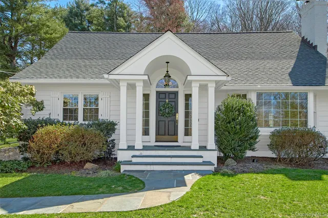 $1,550,000 | 636 Quaker Road, Chappaqua, NY 10514