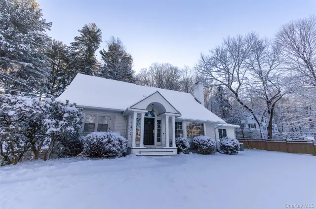 $1,550,000 | 636 Quaker Road, Chappaqua, NY 10514