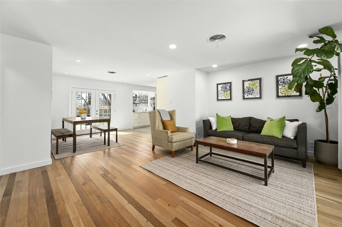 1801 Duke Avenue Austin, TX 78757 - Photo 3 of 26