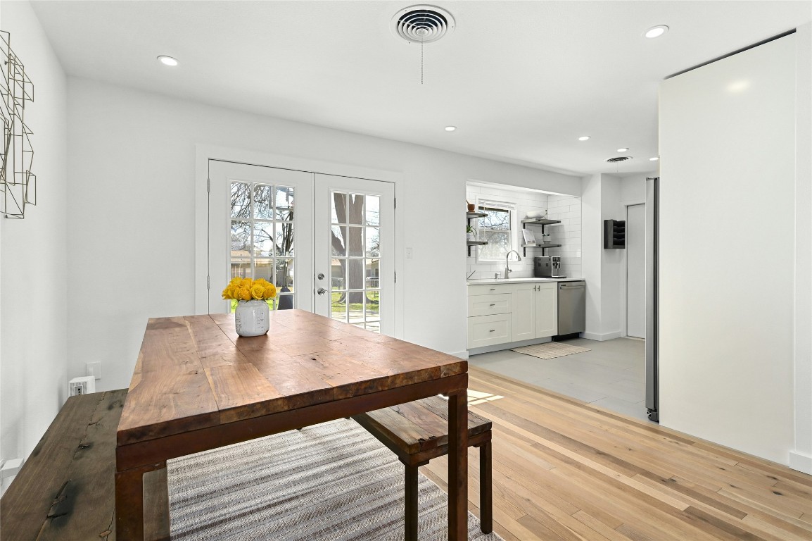 1801 Duke Avenue Austin, TX 78757 - Photo 7 of 26