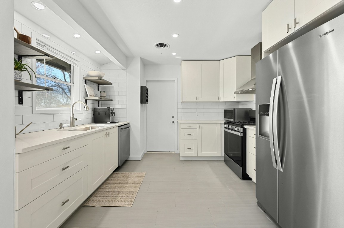 1801 Duke Avenue Austin, TX 78757 - Photo 8 of 26