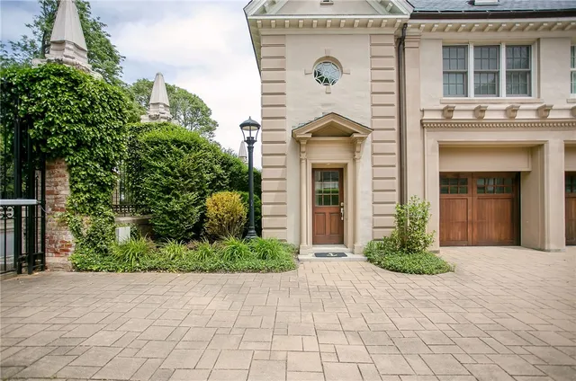 $8,000 | 241 Ruggles Avenue, Unit B, Newport, RI 02840